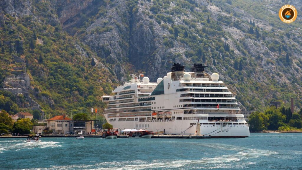 %focus keyword% cruise ship travel agents